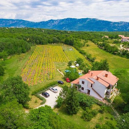 Apartments Valoda Nedeščina Kültér fotó