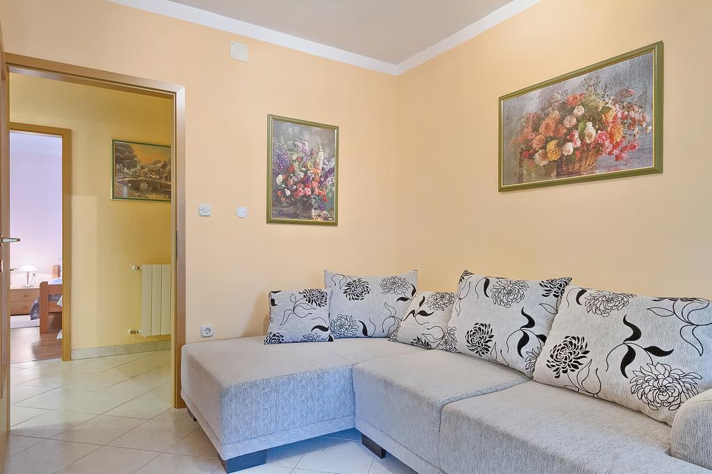 Apartments Valoda Nedeščina Kültér fotó