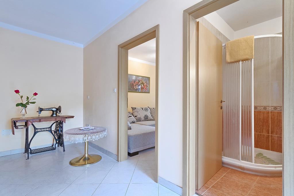 Apartments Valoda Nedeščina Kültér fotó