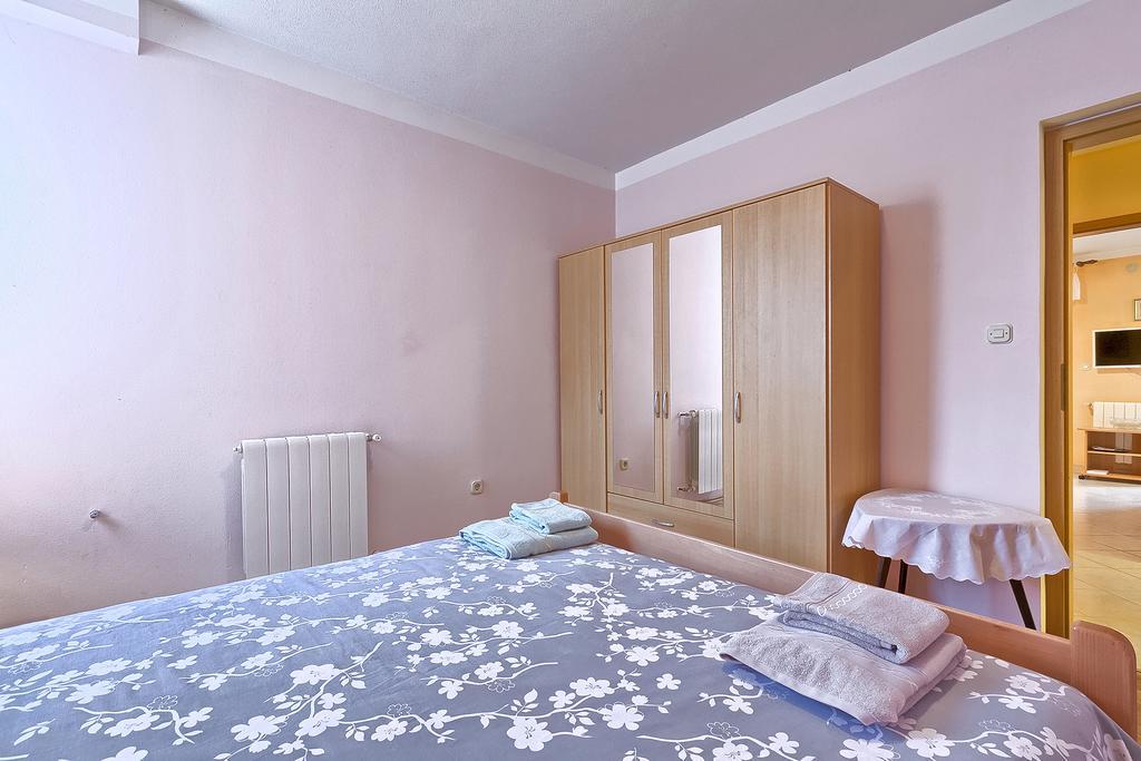 Apartments Valoda Nedeščina Kültér fotó