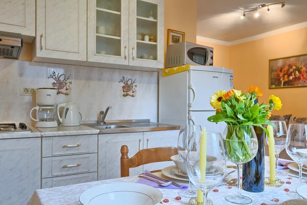 Apartments Valoda Nedeščina Kültér fotó