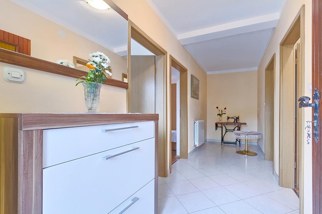 Apartments Valoda Nedeščina Kültér fotó