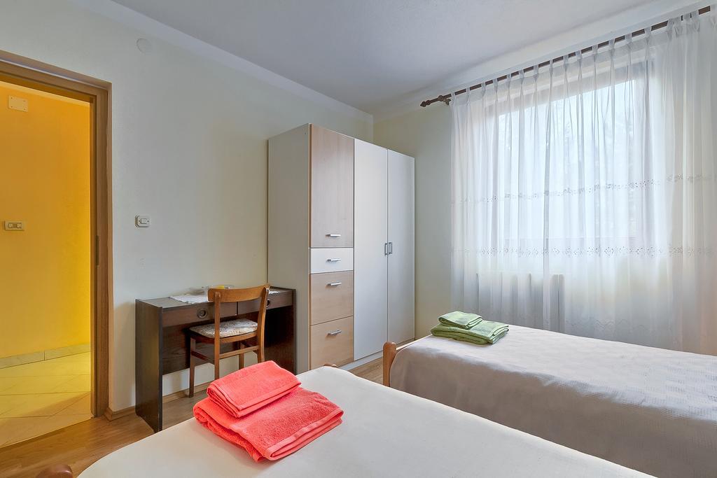 Apartments Valoda Nedeščina Kültér fotó