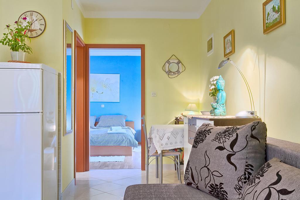 Apartments Valoda Nedeščina Kültér fotó