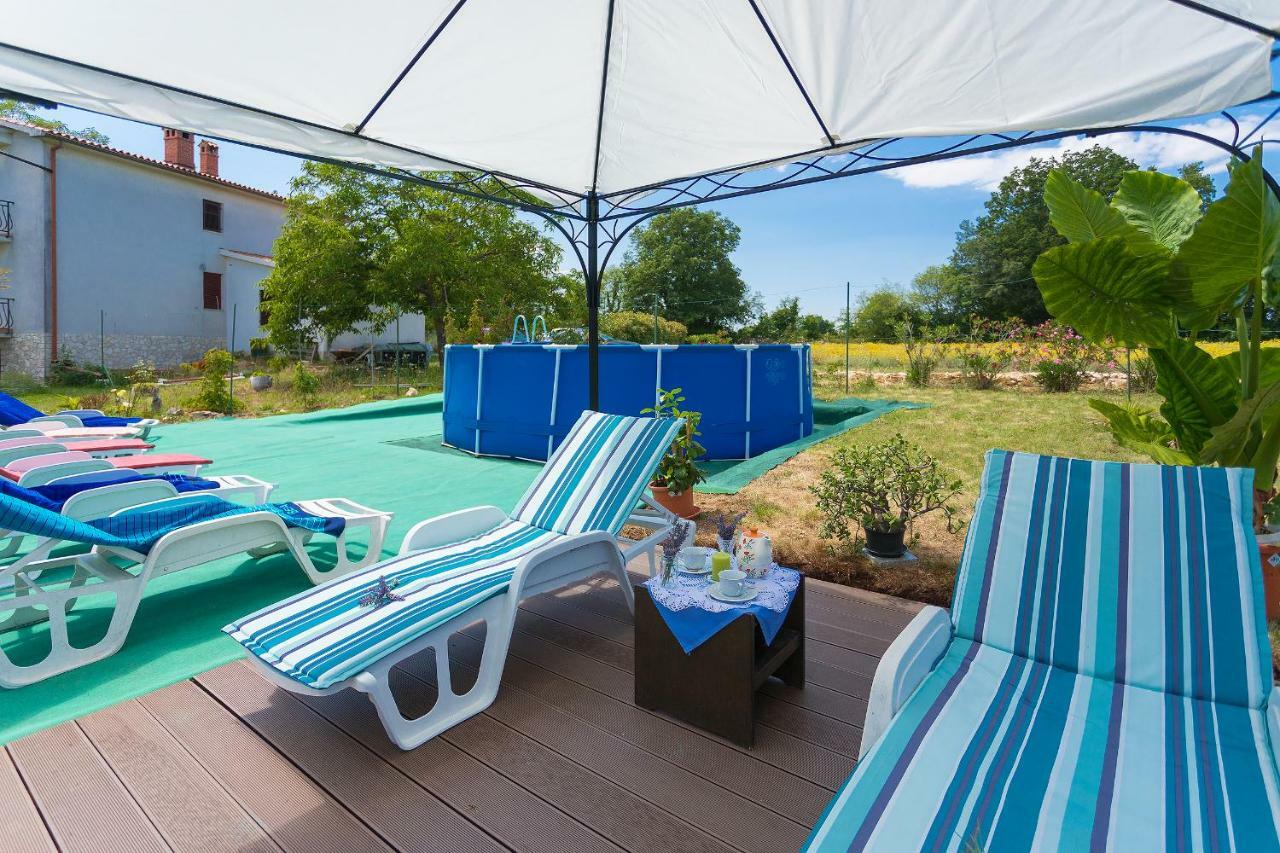 Apartments Valoda Nedeščina Kültér fotó