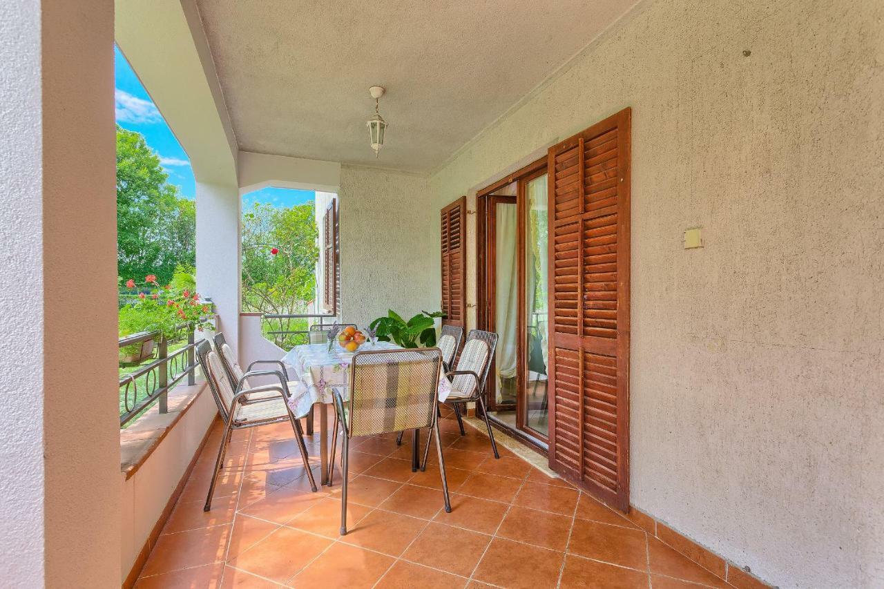 Apartments Valoda Nedeščina Kültér fotó