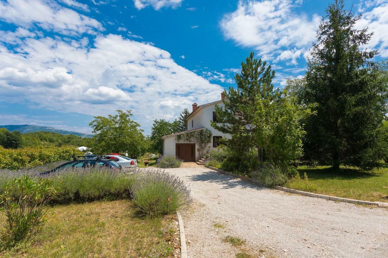 Apartments Valoda Nedeščina Kültér fotó